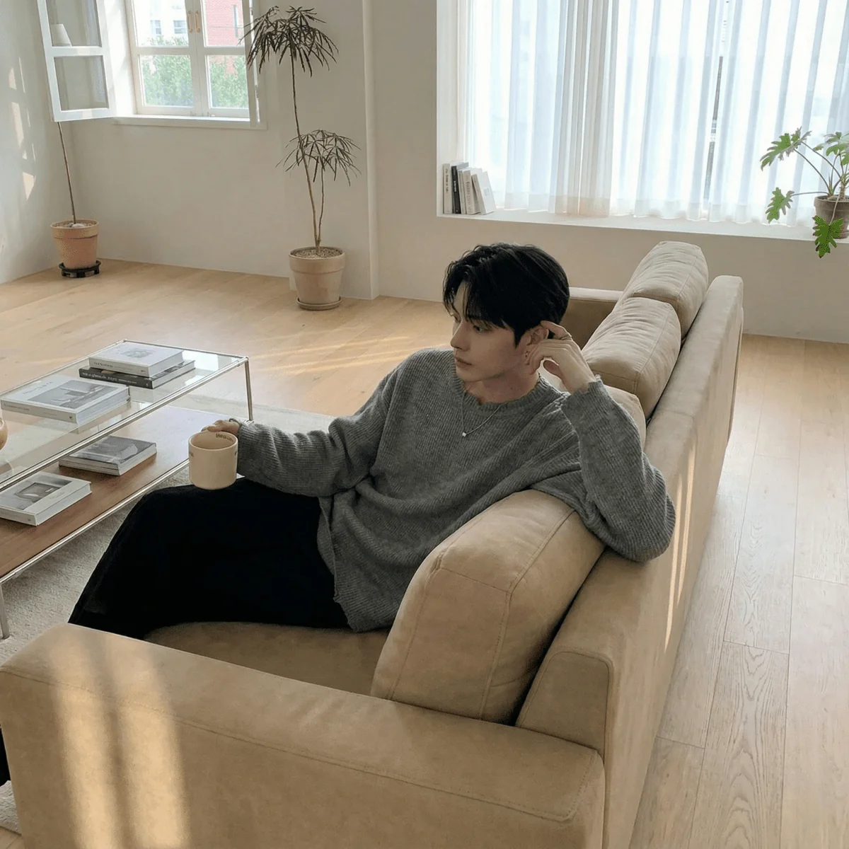 GS No. 148 Casual Knit Sweater - Image 3