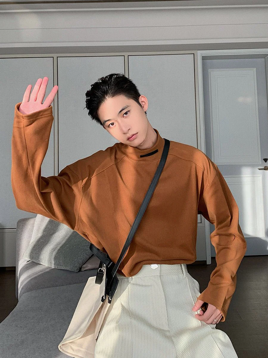 GS No. 198 Loose Turtleneck Sweater - Image 3