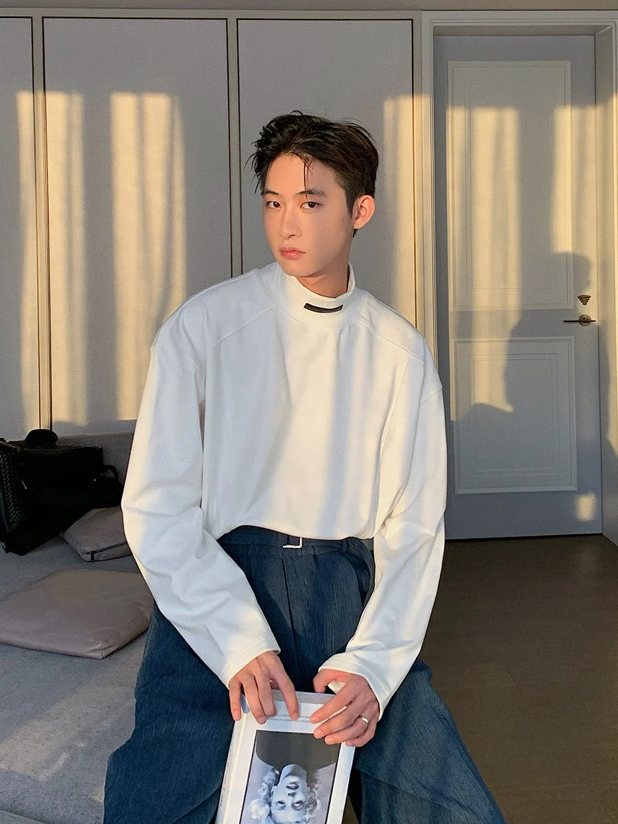 GS No. 198 Loose Turtleneck Sweater - Image 4